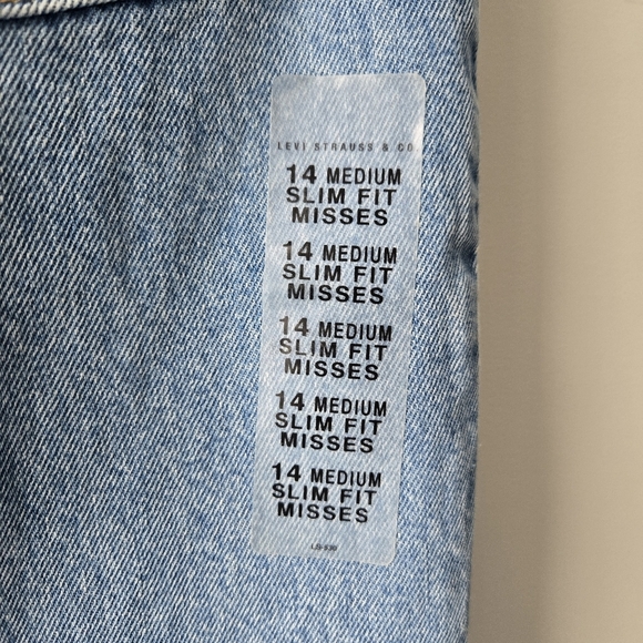 Levi's Women's High Rise Jeans - Light Blue - Picture 4 of 12